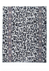 MÖNSTRAD SCARF MED HJÄRTDETALJ 6