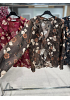 BLOMMIG V-RINGAD BLUS MED VOLANGER 8