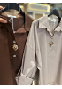 BLUS MED ROSKNAPPAR 4