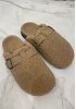 TOFFLOR I TEDDYFODRAD LOOK MED SPÄNNE 6