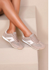 RETRO-INSPIREDE SNEAKERS 3