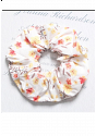 BLOMMIG SCRUNCHIE I PASTELL 2